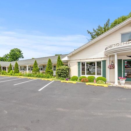Glass House Inn Erie Near I-90 & I-79 Екстериор снимка