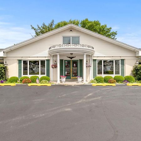 Glass House Inn Erie Near I-90 & I-79 Екстериор снимка