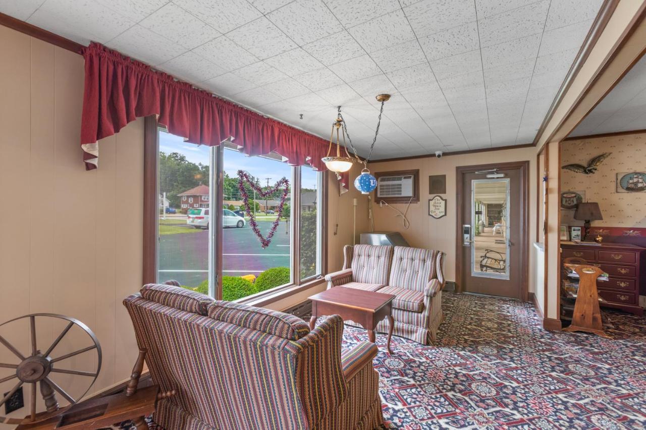 Glass House Inn Erie Near I-90 & I-79 Екстериор снимка