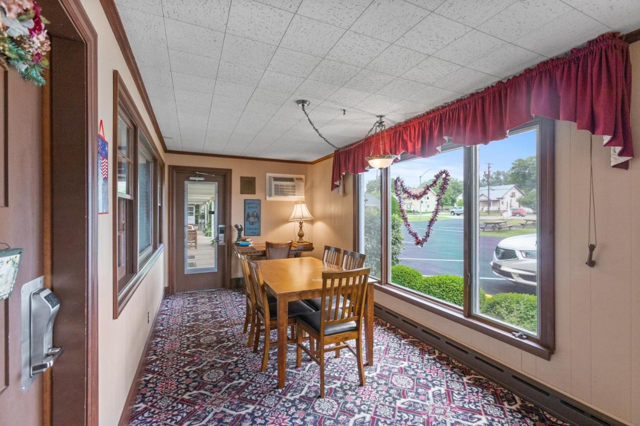Glass House Inn Erie Near I-90 & I-79 Екстериор снимка