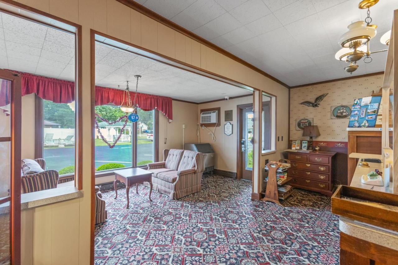 Glass House Inn Erie Near I-90 & I-79 Екстериор снимка